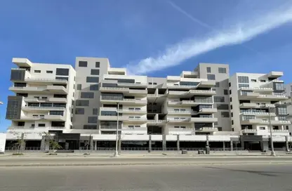 Apartment - 2 Bedrooms - 2 Bathrooms for sale in R3 - New Capital City - Cairo