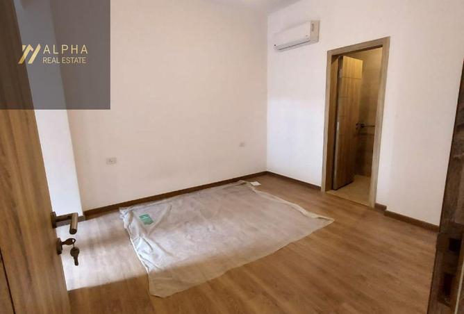 8645641 - Property Image 2