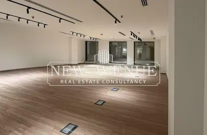Office Space - 3 Bedrooms - 2 Bathrooms for rent in Park St. - Ring Road - The 5th Settlement - New Cairo City - Cairo