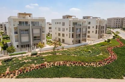 Townhouse - 4 - 4 for sale in Garden Residence - Hyde Park - New Cairo City - Cairo