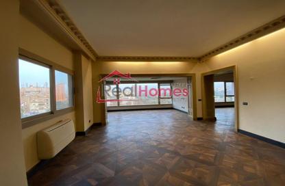 Apartment - 4 Bedrooms - 3 Bathrooms for rent in El Gezirah St. - Zamalek - Cairo Apartment - 4 Bedrooms - 3 Bathrooms for rent in El Gezirah St. - Zamalek - Cairo