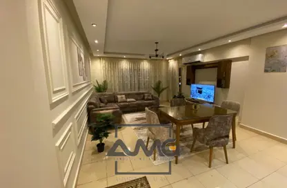 Apartment - 2 Bedrooms - 1 Bathroom for rent in Ahmed Bin Hanbal St. - Rehab City First Phase - Al Rehab - New Cairo City - Cairo