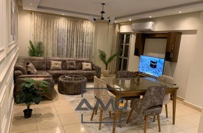 Apartment - 2 Bedrooms - 1 Bathroom for rent in Ahmed Bin Hanbal St. - Rehab City First Phase - Al Rehab - New Cairo City - Cairo