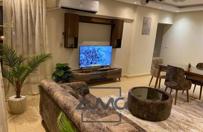 Apartment - 2 Bedrooms - 1 Bathroom for rent in Ahmed Bin Hanbal St. - Rehab City First Phase - Al Rehab - New Cairo City - Cairo