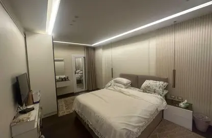 شقة - 2 غرف نوم - 2 حمامات للايجار في شارع محمد مظهر - الزمالك - القاهرة