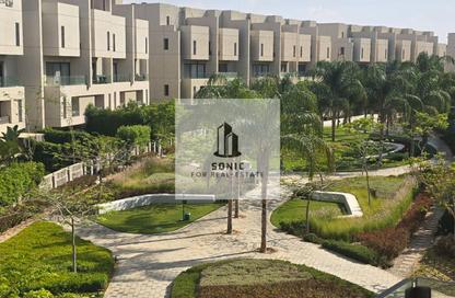 تاون هاوس - 3 - 5 للبيع في كمبوند البروج - كمبوندات الشروق - مدينة الشروق - القاهرة تاون هاوس - 3 - 5 للبيع في كمبوند البروج - كمبوندات الشروق - مدينة الشروق - القاهرة