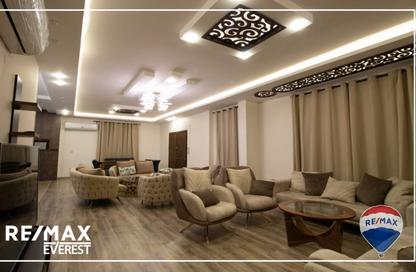 Duplex - 3 Bedrooms - 3 Bathrooms for rent in Palm Villa - Al Wahat Road - 6 October City - Giza