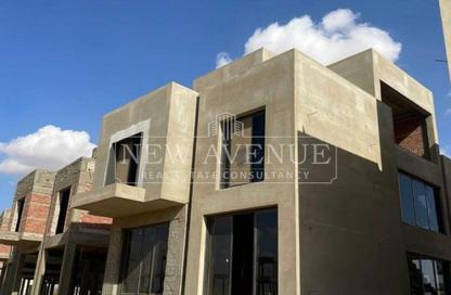 Villa - 3 Bedrooms - 4 Bathrooms for sale in Stei8ht - The 1st Settlement - New Cairo City - Cairo