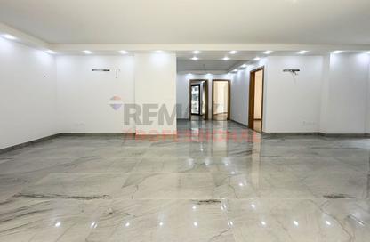 شقة - 4 - 3 للبيع في سكاي لاين - سموحة - حي شرق - الاسكندرية