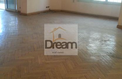 Co-Working Space - Studio - 6 Bathrooms for rent in Al Hussein St. - Dokki - Giza