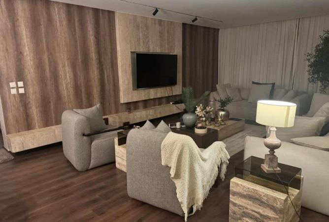 82867200 - Property Image 2