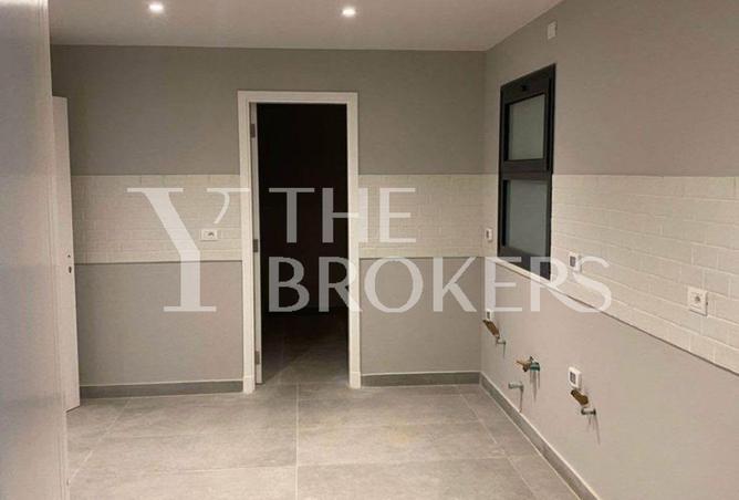 54234094 - Property Image 3