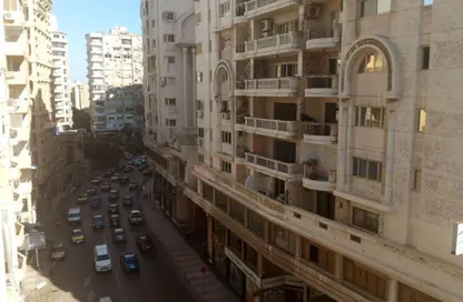 شقة - 3 غرف نوم - 2 حمامات للبيع في مصطفي كامل - حي شرق - الاسكندرية