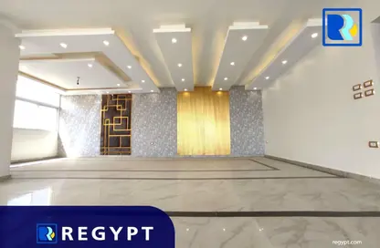 Office Space - 4 Bedrooms - 4 Bathrooms for rent in Cornish El Nile St. - Maadi - Hay El Maadi - Cairo