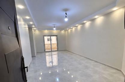 Apartment - 3 Bedrooms - 2 Bathrooms for rent in Grand Cesar - South Investors Area - New Cairo City - Cairo