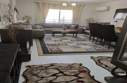 شقة - 3 غرف نوم - 2 حمامات للبيع في شارع ابو بكر الصديق - الرحاب المرحلة الثانية - الرحاب - مدينة القاهرة الجديدة - القاهرة