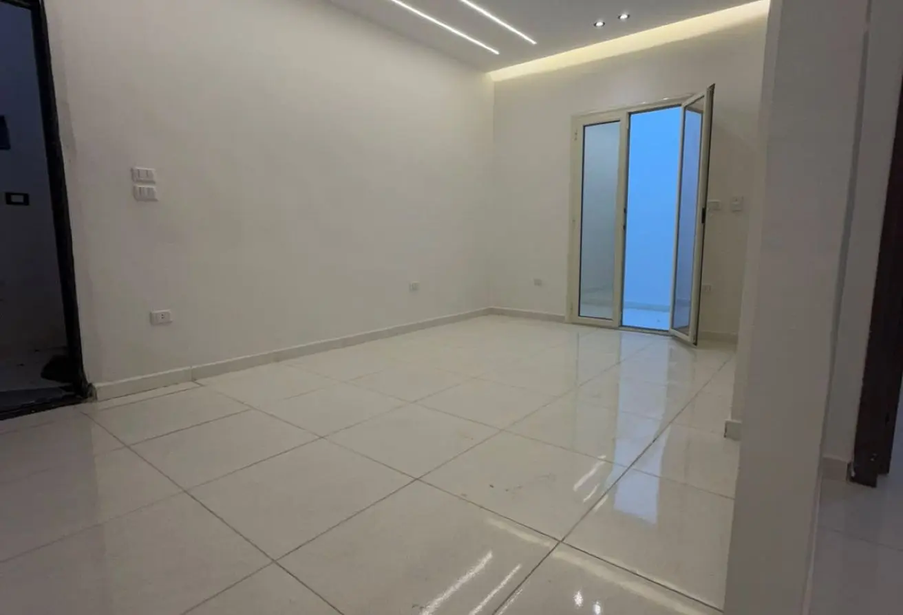 116498816 - الصورة الرئيسية للعقار