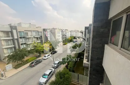 Apartment - 2 Bedrooms - 3 Bathrooms for rent in Galleria Moon Valley - South Investors Area - New Cairo City - Cairo