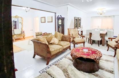 Apartment - 4 Bedrooms - 1 Bathroom for sale in Kafr Abdo St. - Kafr Abdo - Roushdy - Hay Sharq - Alexandria Apartment - 4 Bedrooms - 1 Bathroom for sale in Kafr Abdo St. - Kafr Abdo - Roushdy - Hay Sharq - Alexandria
