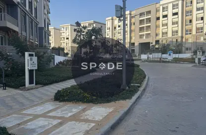 Apartment - 2 Bedrooms - 2 Bathrooms for sale in Hyde Park - New Cairo City - Cairo