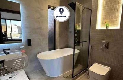Apartment - 3 Bedrooms - 3 Bathrooms for sale in The Address East - 90 Street - The 5th Settlement - New Cairo City - Cairo