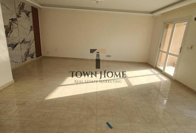 8574090 - Property Image 3