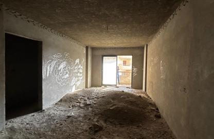 Apartment - 2 Bedrooms - 2 Bathrooms for sale in Zahraa El Maadi - Hay El Maadi - Cairo