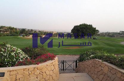 فيلا - 6 غرف نوم - 4 حمامات للبيع في غرب الجولف - كمبوندات القطامية - القطامية - مدينة القاهرة الجديدة - القاهرة