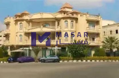 فيلا - 6 غرف نوم - 4 حمامات للبيع في غرب الجولف - كمبوندات القطامية - القطامية - مدينة القاهرة الجديدة - القاهرة