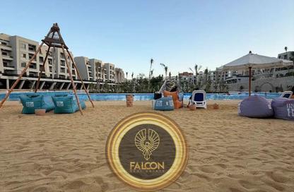 Chalet - 2 Bedrooms - 2 Bathrooms for sale in Jebal El Sokhna - Al Ain Al Sokhna - Suez
