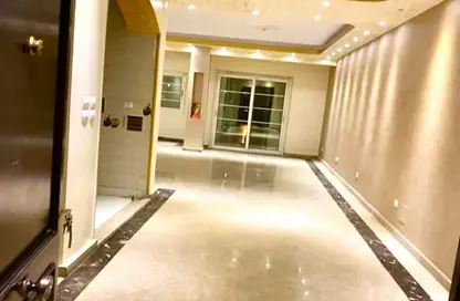 فيلا - 3 غرف نوم - 3 حمامات للايجار في مدينتي - القاهرة