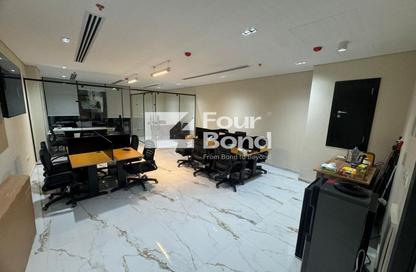 Office Space - Studio - 2 Bathrooms for rent in Hyde Park Business District Mall - South Teseen St. - The 5th Settlement - New Cairo City - Cairo