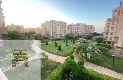 Apartment - 3 Bedrooms - 3 Bathrooms for sale in Madinaty - Cairo