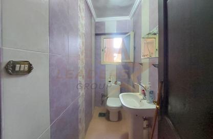 Apartment - 3 Bedrooms - 2 Bathrooms for rent in Glim - Hay Sharq - Alexandria