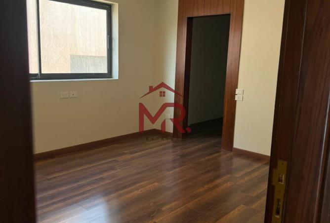 97416390 - Property Image 2