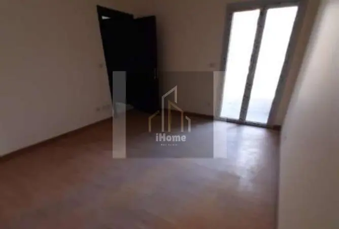 111885913 - Property Image 2
