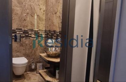 Apartment - 3 Bedrooms - 3 Bathrooms for sale in The Courtyards - Sheikh Zayed Compounds - Sheikh Zayed City - Giza