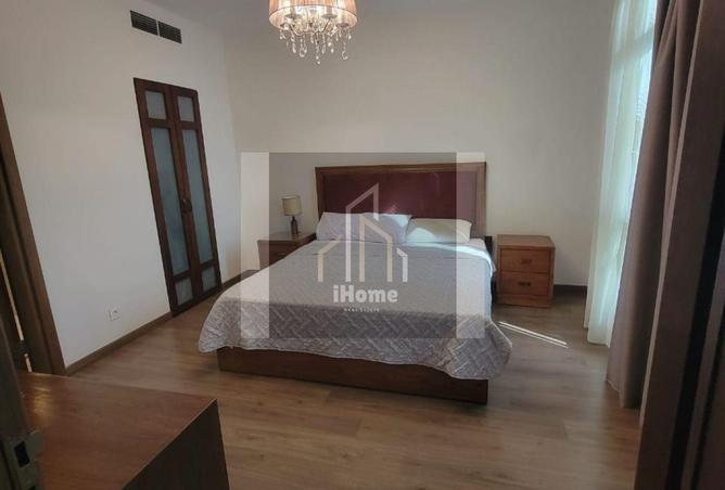 70105492 - Property Image 3