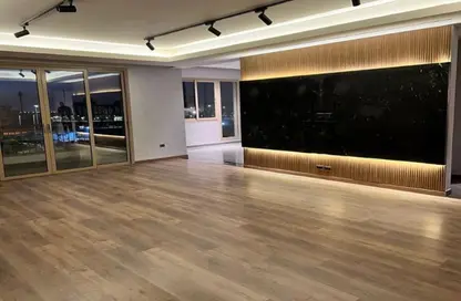 Apartment - 3 Bedrooms - 3 Bathrooms for sale in Aeon - 6 October Compounds - 6 October City - Giza