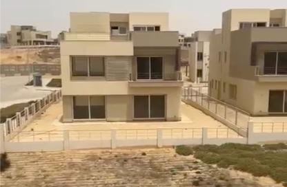 Villa - 3 - 3 for sale in Palm Hills New Cairo - 5th Settlement Compounds - The 5th Settlement - New Cairo City - Cairo
