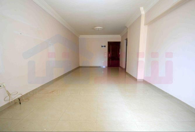 77324427 - Property Image 3