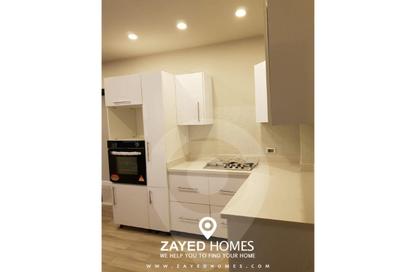 شقة - 3 غرف نوم - 3 حمامات للايجار في ذا كورت ياردز - كمبوندات الشيخ زايد - الشيخ زايد - الجيزة