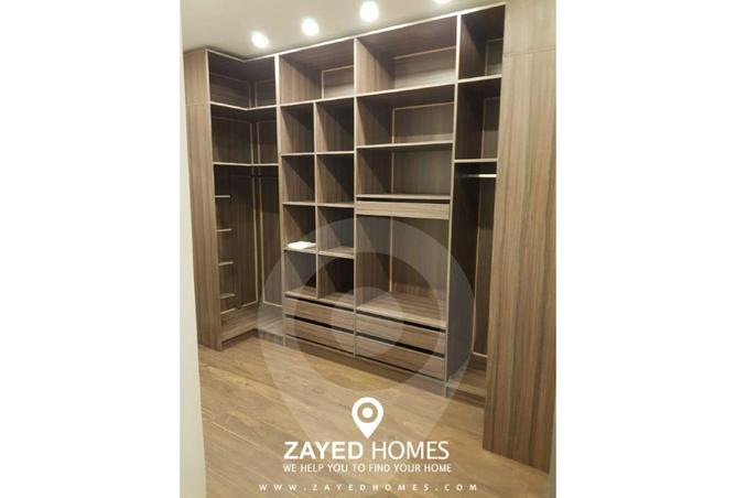 74305225 - Property Image 2