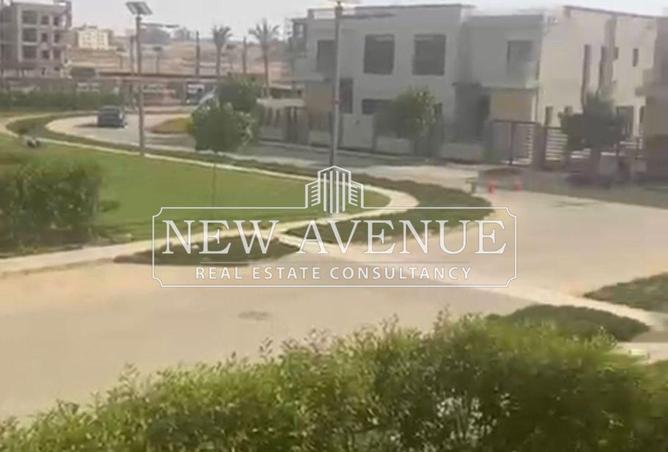 2PHKOy7KpBw - Property Main Image