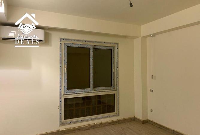 70363153 - Property Image 2