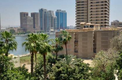 Apartment - 3 Bedrooms - 4 Bathrooms for sale in Mohamed Mazhar St. - Zamalek - Cairo