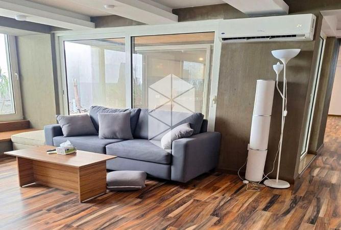 8576498 - Property Image 2