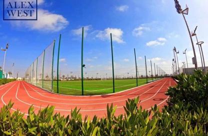 فيلا - 3 غرف نوم - 2 حمامات للبيع في اليكس ويست - كمبوندات الاسكندرية - الاسكندرية