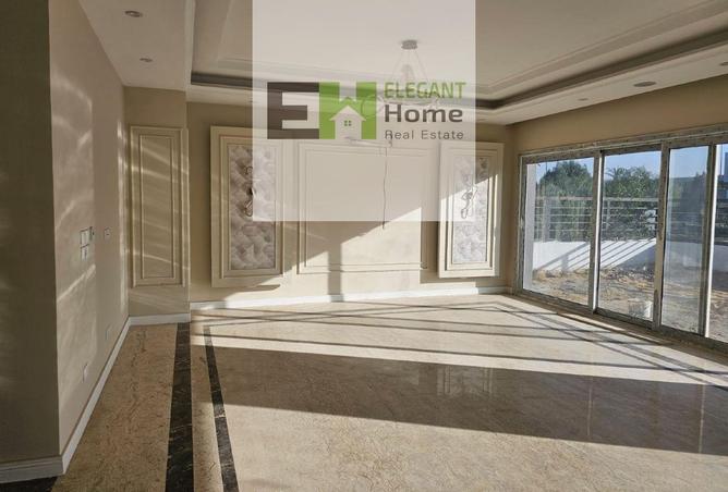 8640900 - Property Image 2