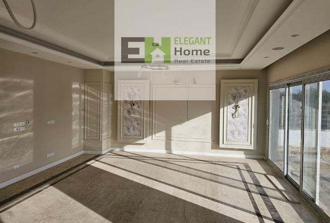 8640900 - Property Image 3